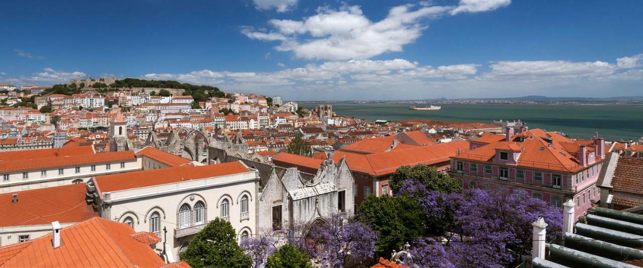 Lisboa Carmo Hotel Exterior photo